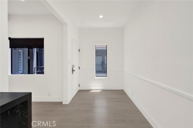 14844 Dickens Unit: 301