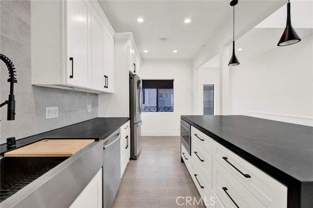 14844 Dickens Unit: 301