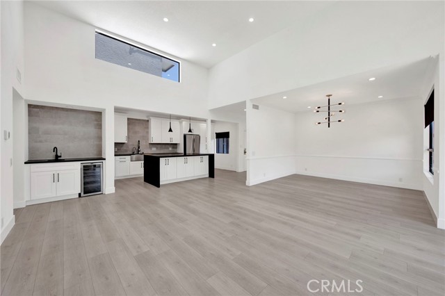 14844 Dickens Unit: 301