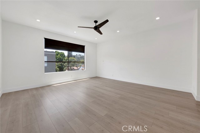 14844 Dickens Unit: 301