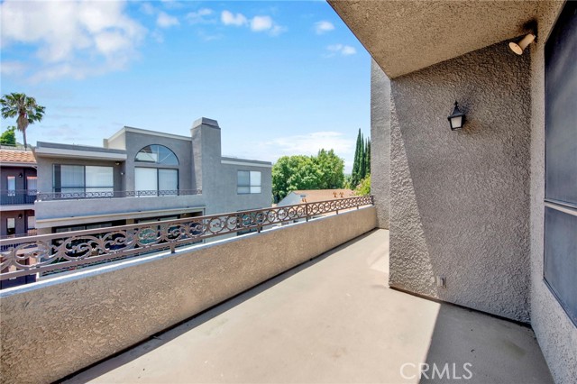 14844 Dickens Unit: 301
