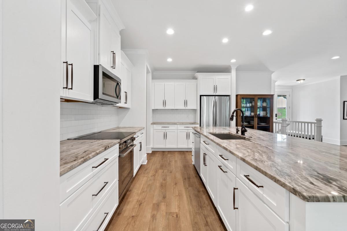 1100 Hidden Hills Circle