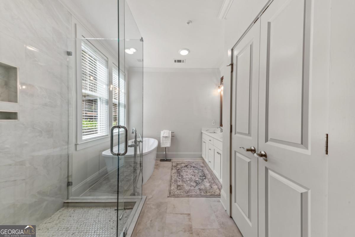 1010B Portage Trail