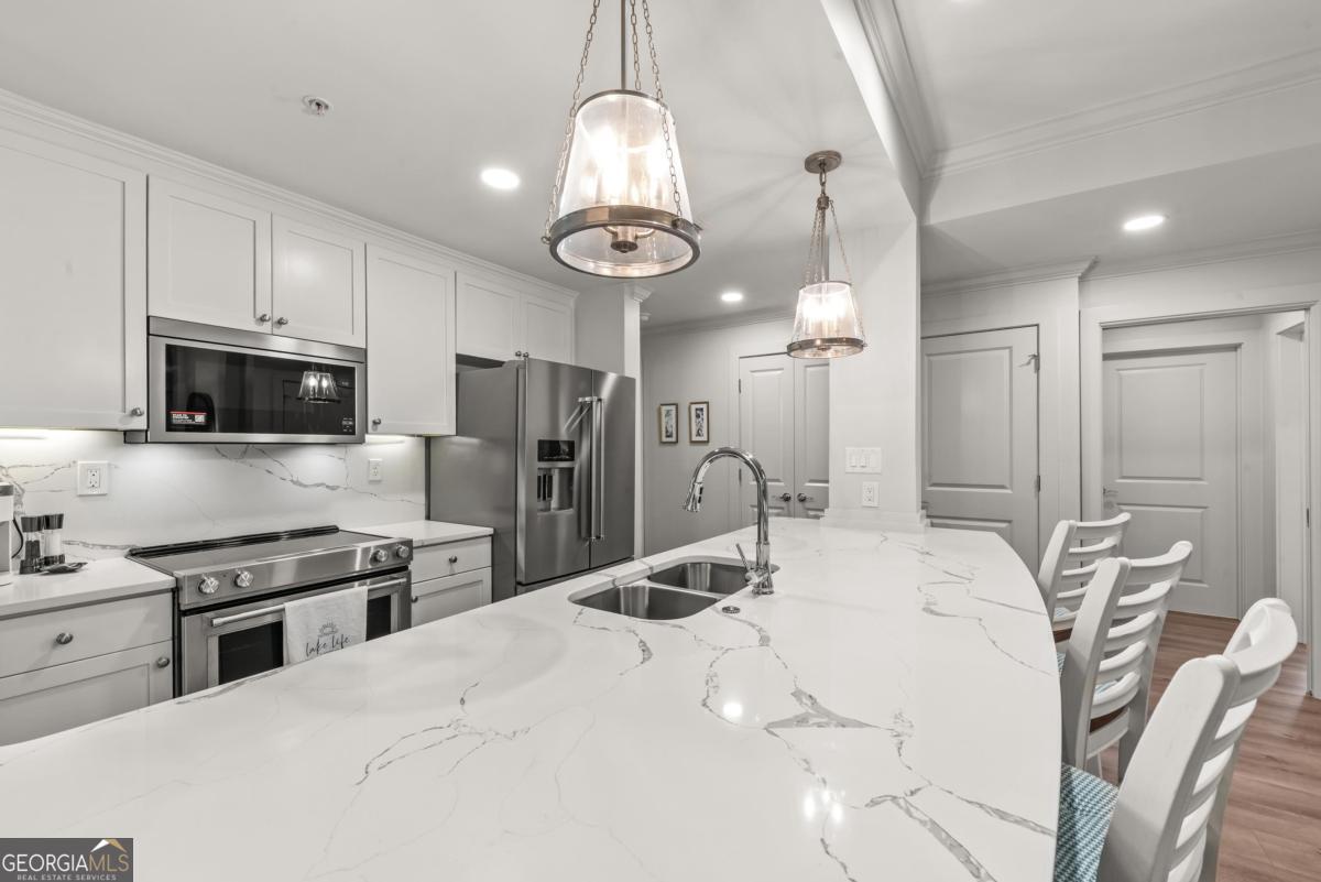 1010B Portage Trail