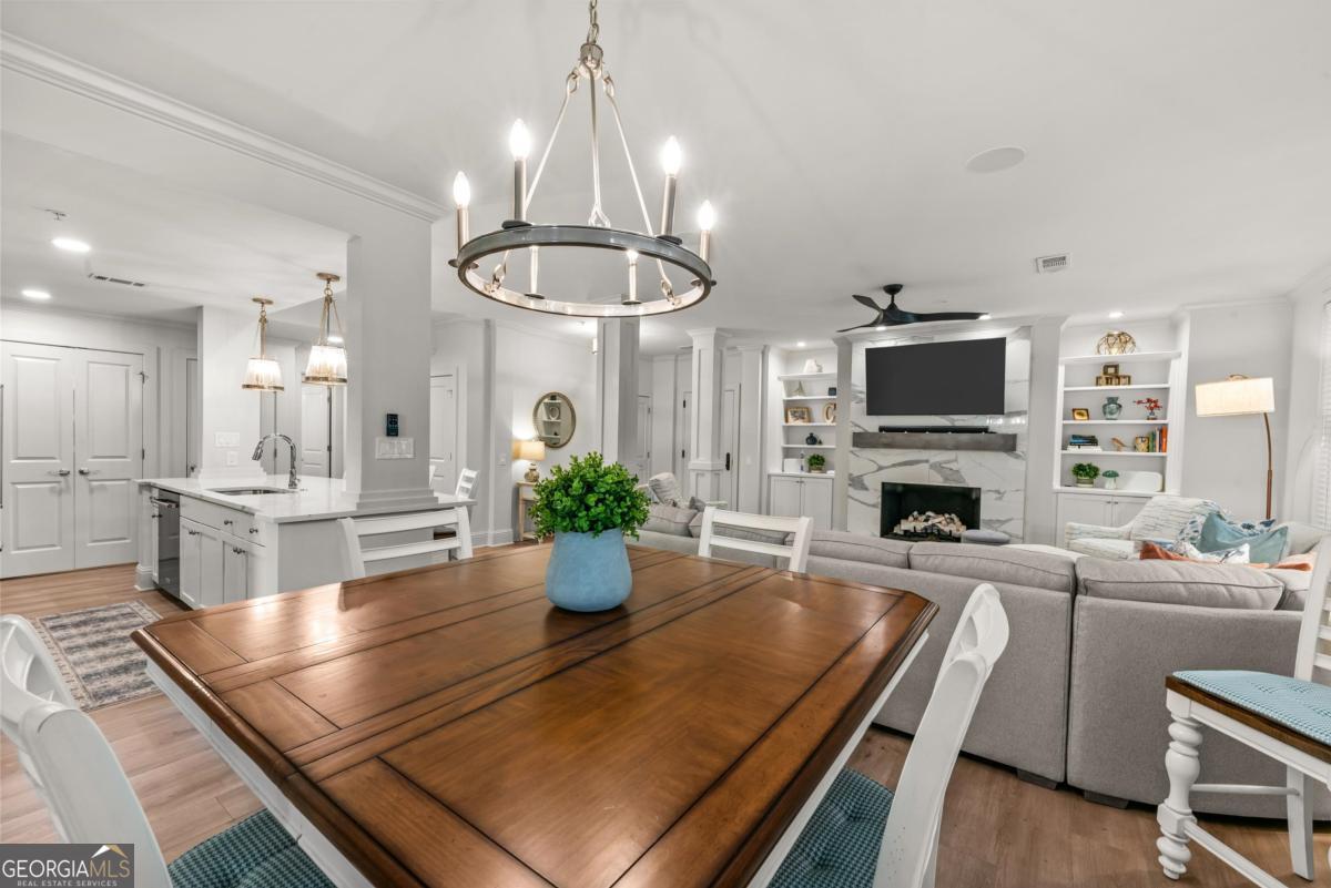 1010B Portage Trail