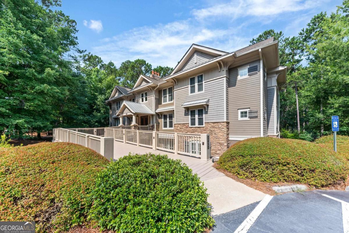 1010B Portage Trail