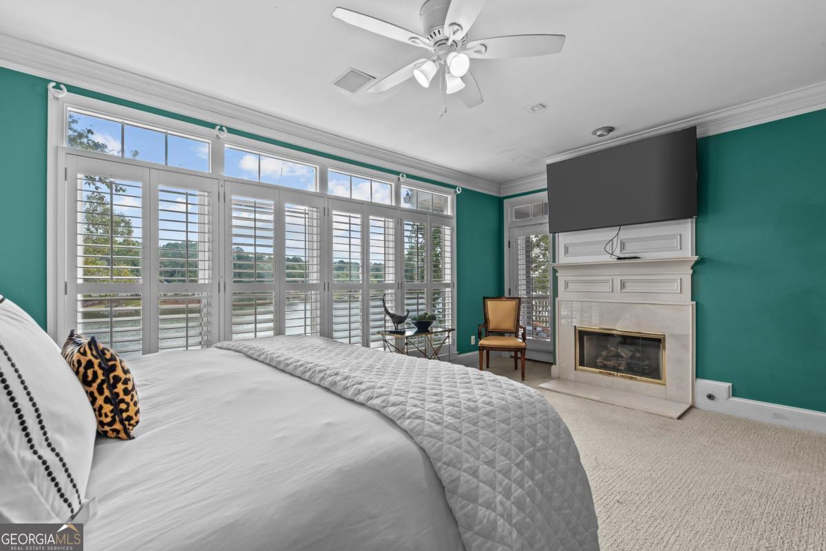 1651 Lighthouse Circle