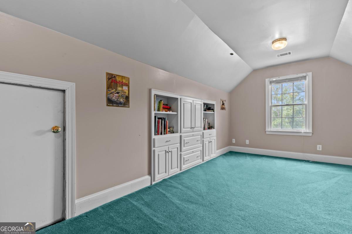 1651 Lighthouse Circle