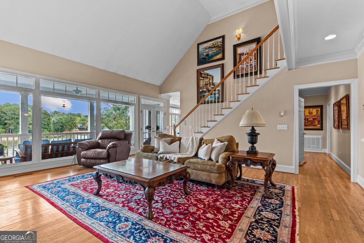 1651 Lighthouse Circle