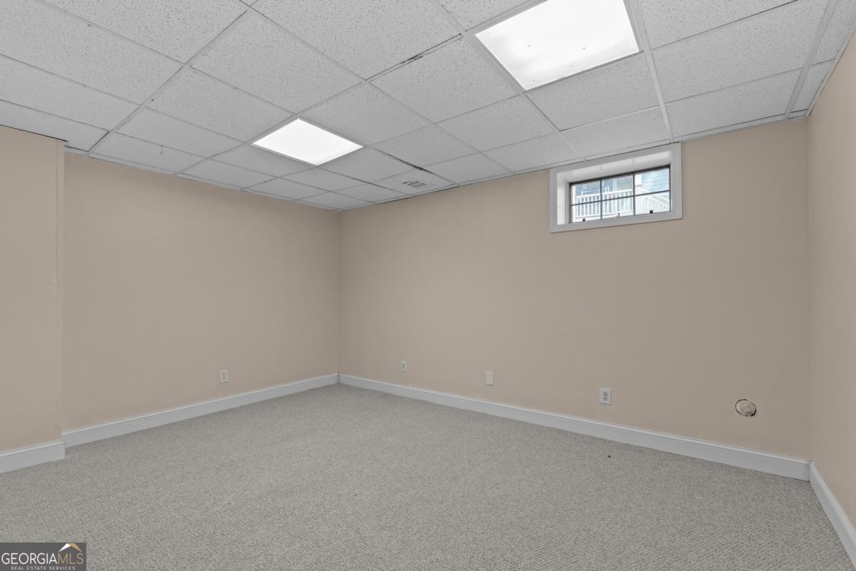 1651 Lighthouse Circle
