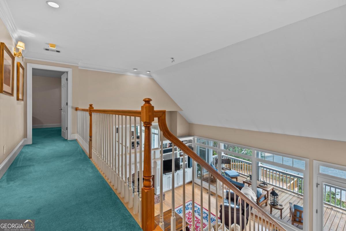 1651 Lighthouse Circle