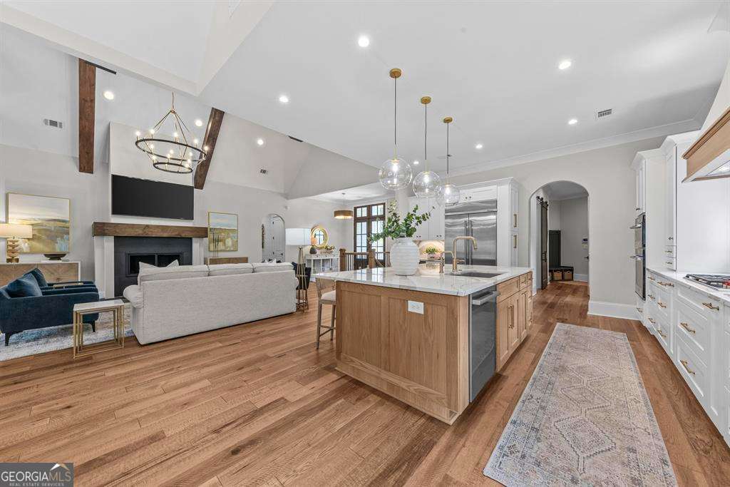 1111 Scull Shoals Drive