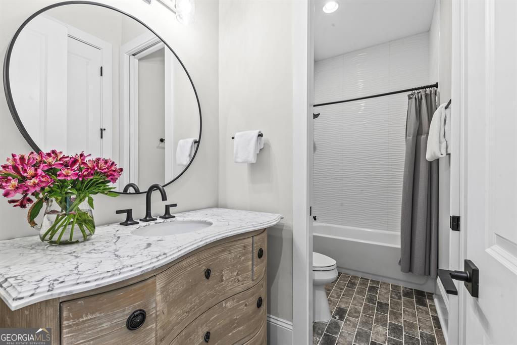 1111 Scull Shoals Drive