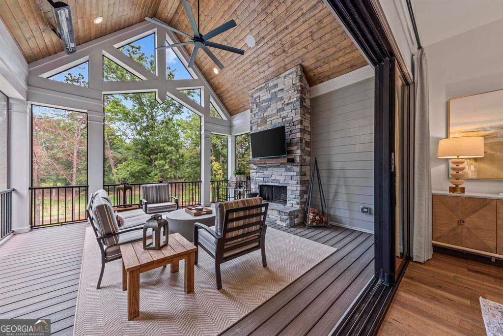 1111 Scull Shoals Drive