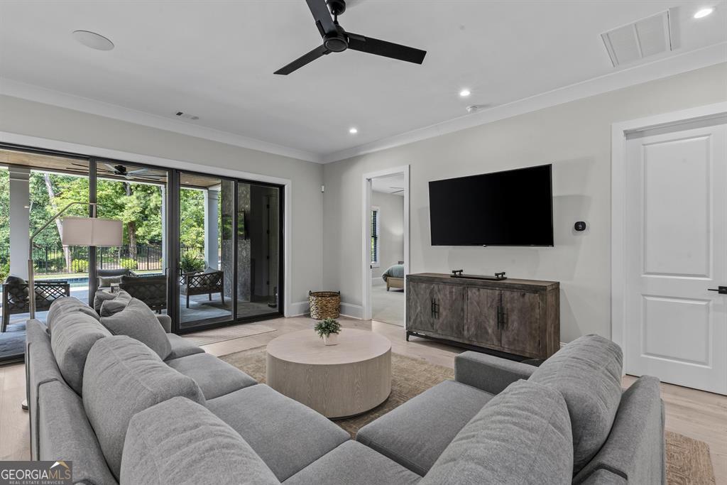 1111 Scull Shoals Drive
