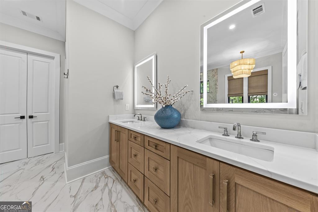 1111 Scull Shoals Drive