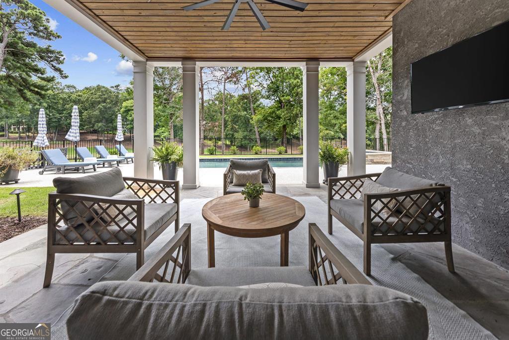 1111 Scull Shoals Drive