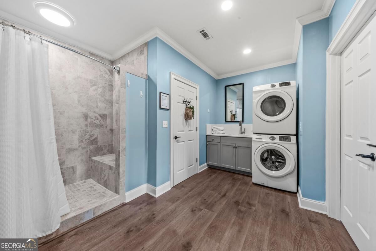 1080 Shoal Creek Court