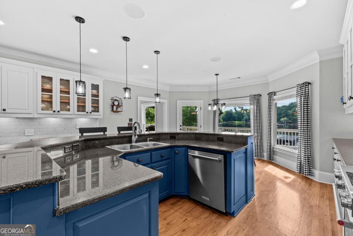 1080 Shoal Creek Court