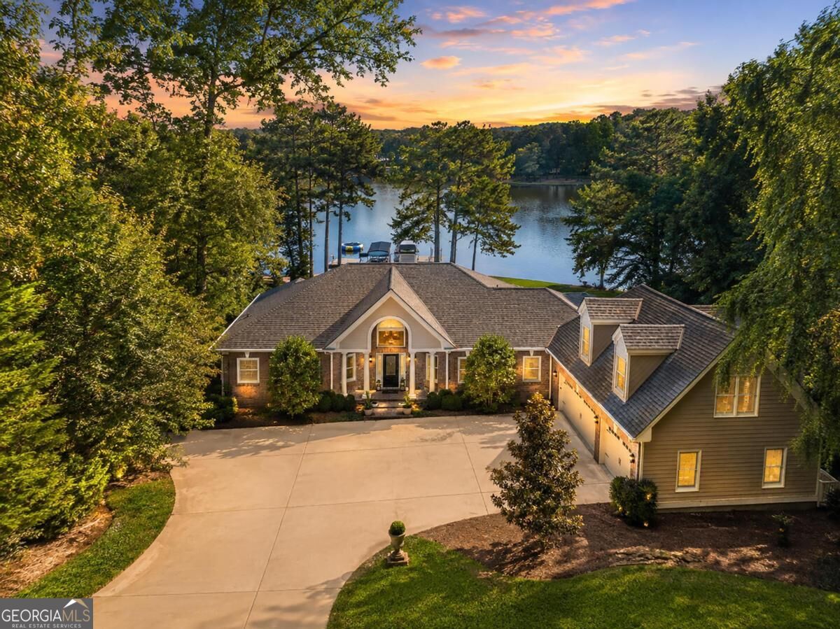 1080 Shoal Creek Court