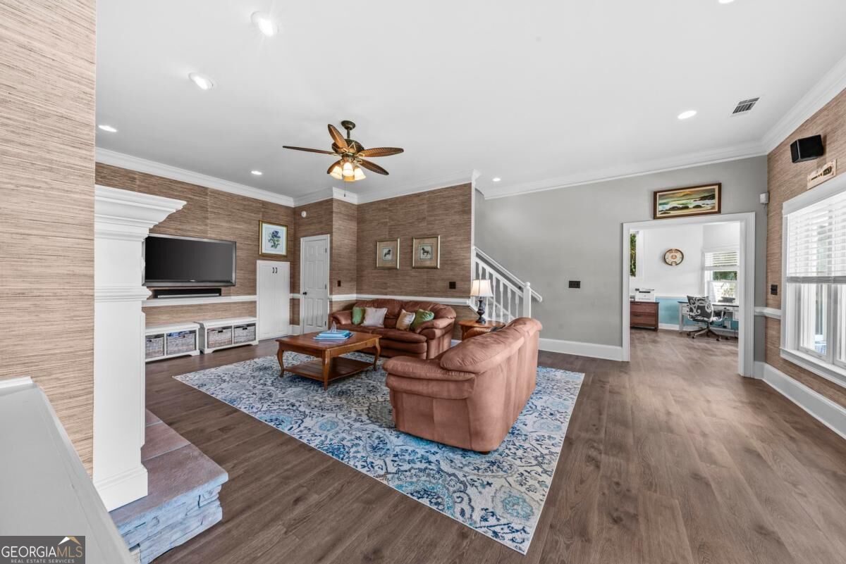 1080 Shoal Creek Court