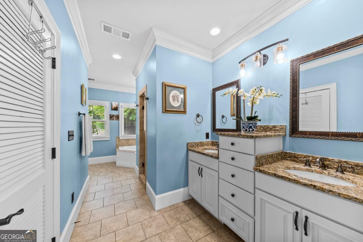 1080 Shoal Creek Court