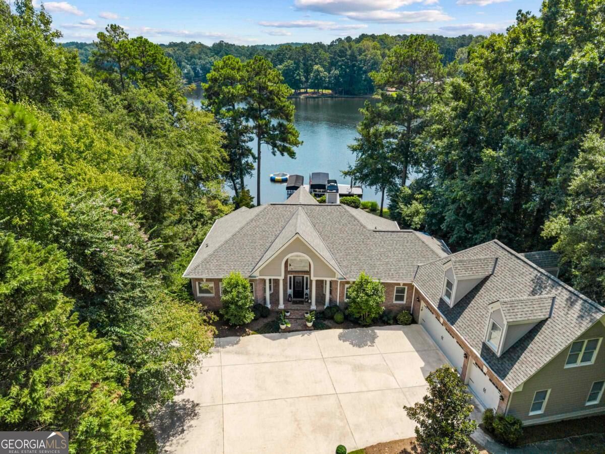 1080 Shoal Creek Court