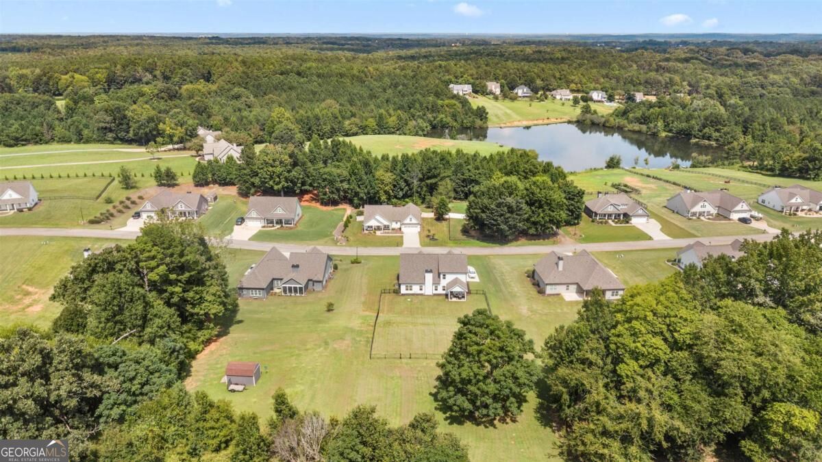 112 Alexander Lakes Drive