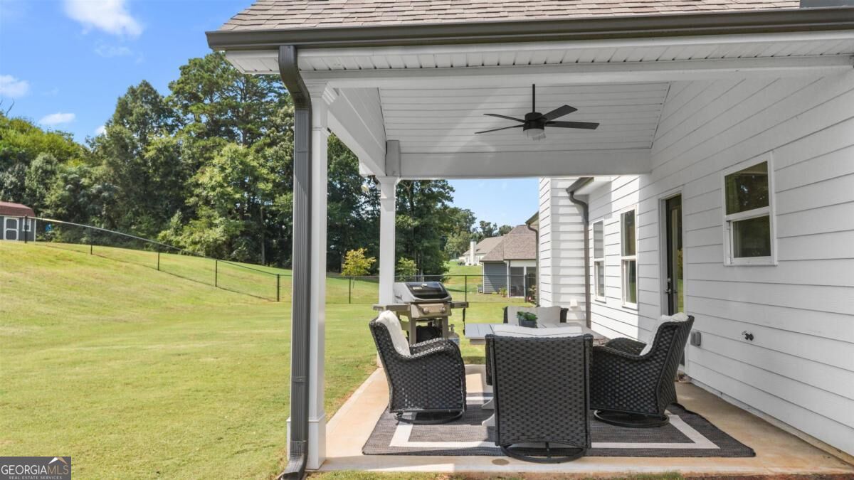 112 Alexander Lakes Drive