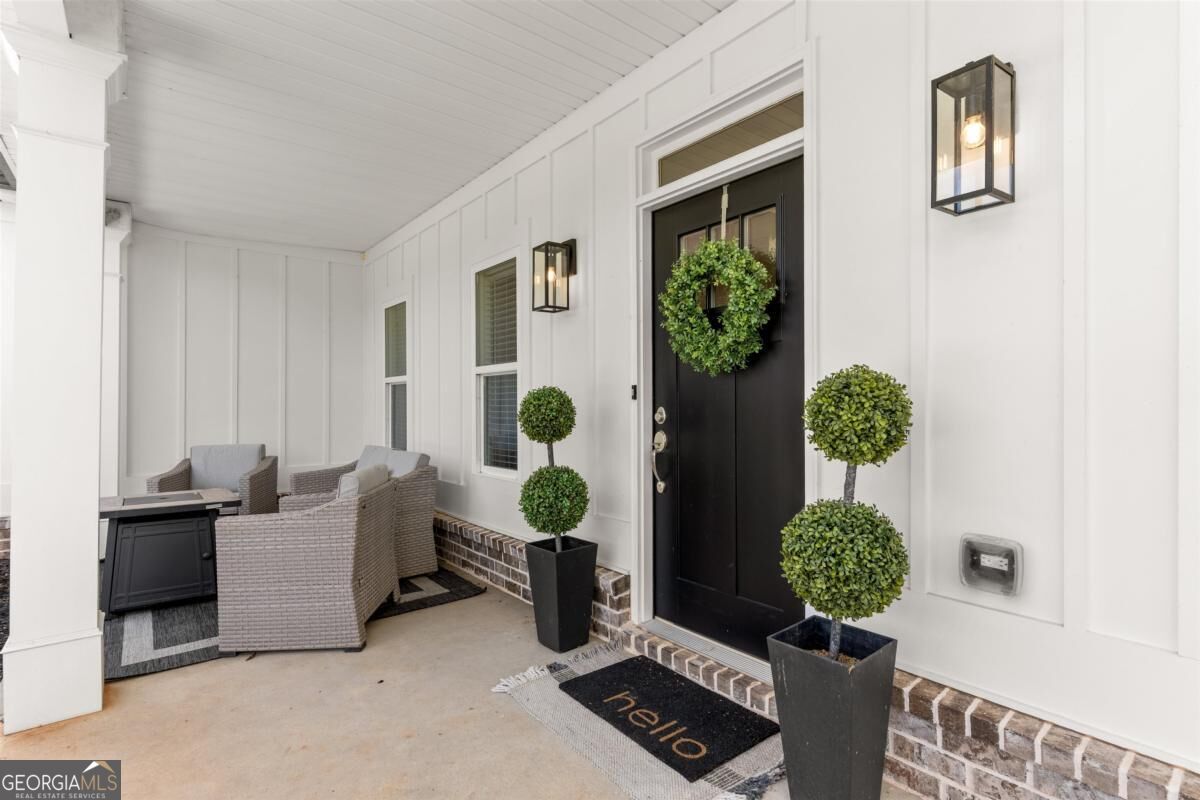 112 Alexander Lakes Drive
