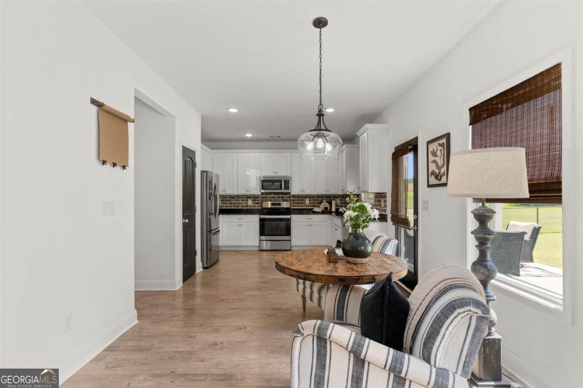 112 Alexander Lakes Drive