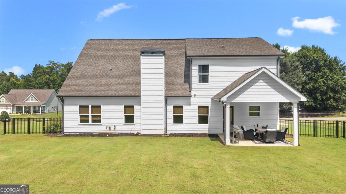 112 Alexander Lakes Drive