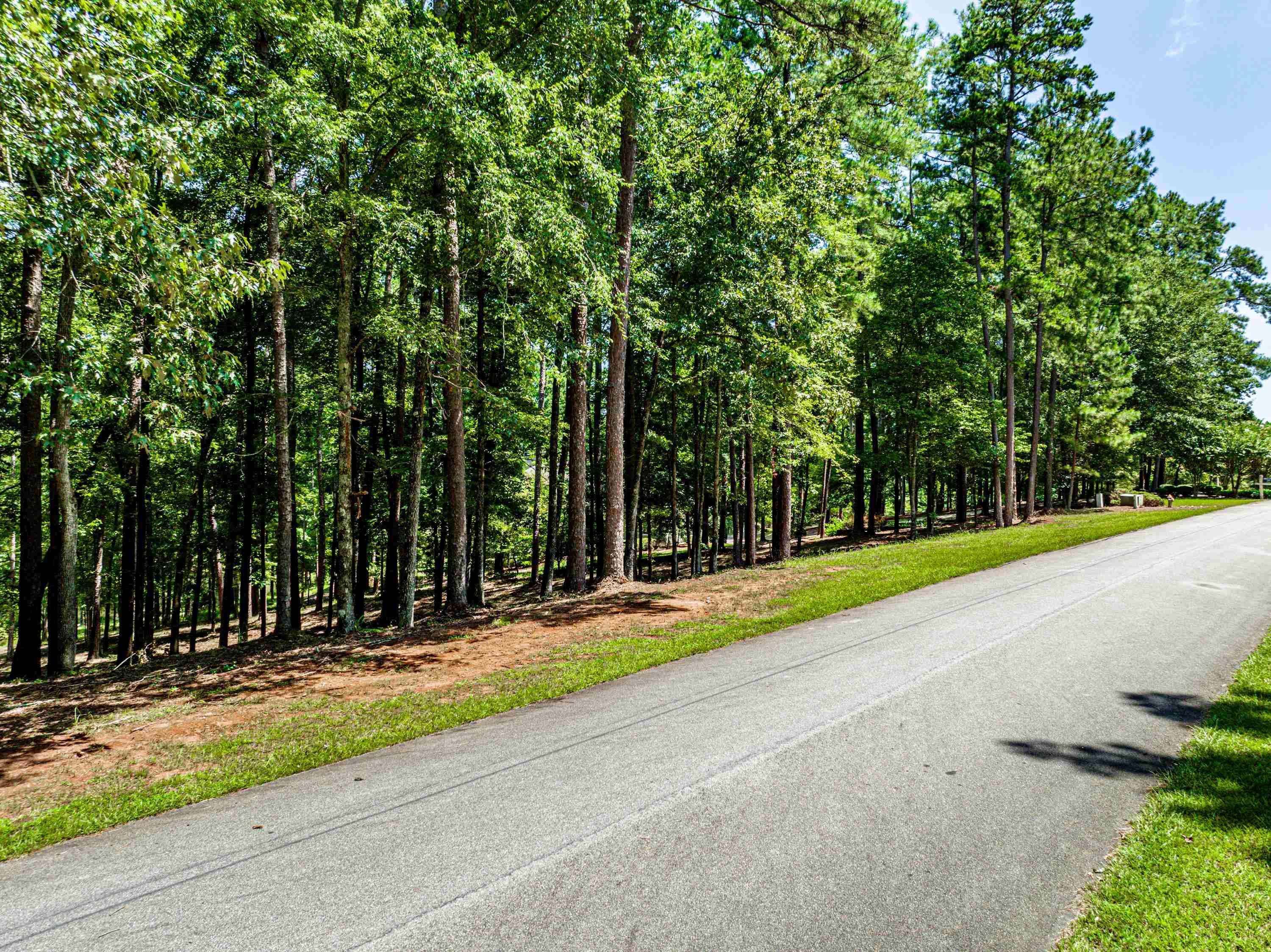 1011 CAWTHORNE LANE # 14