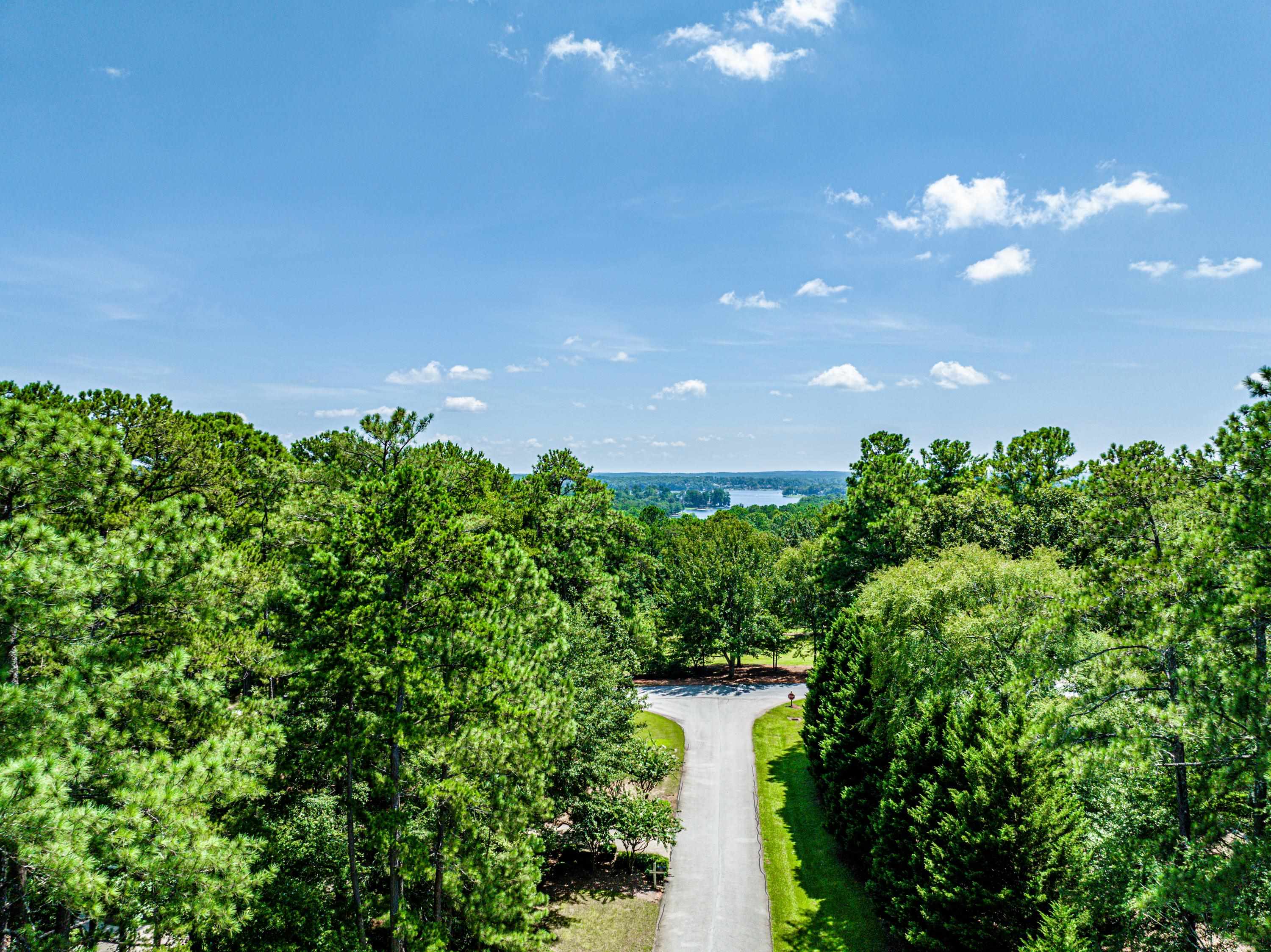1011 CAWTHORNE LANE # 14