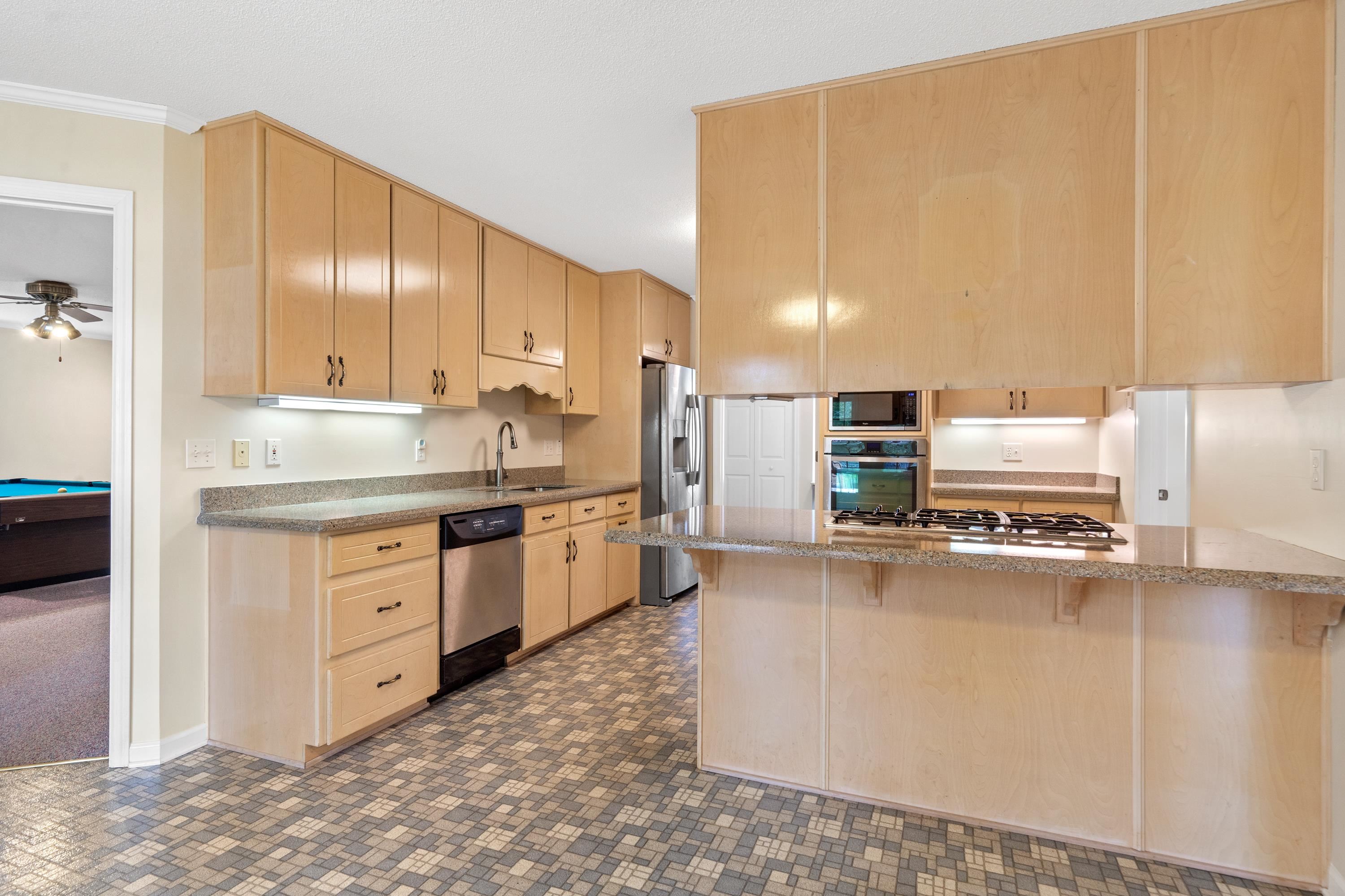 298 W RIVER BEND DRIVE