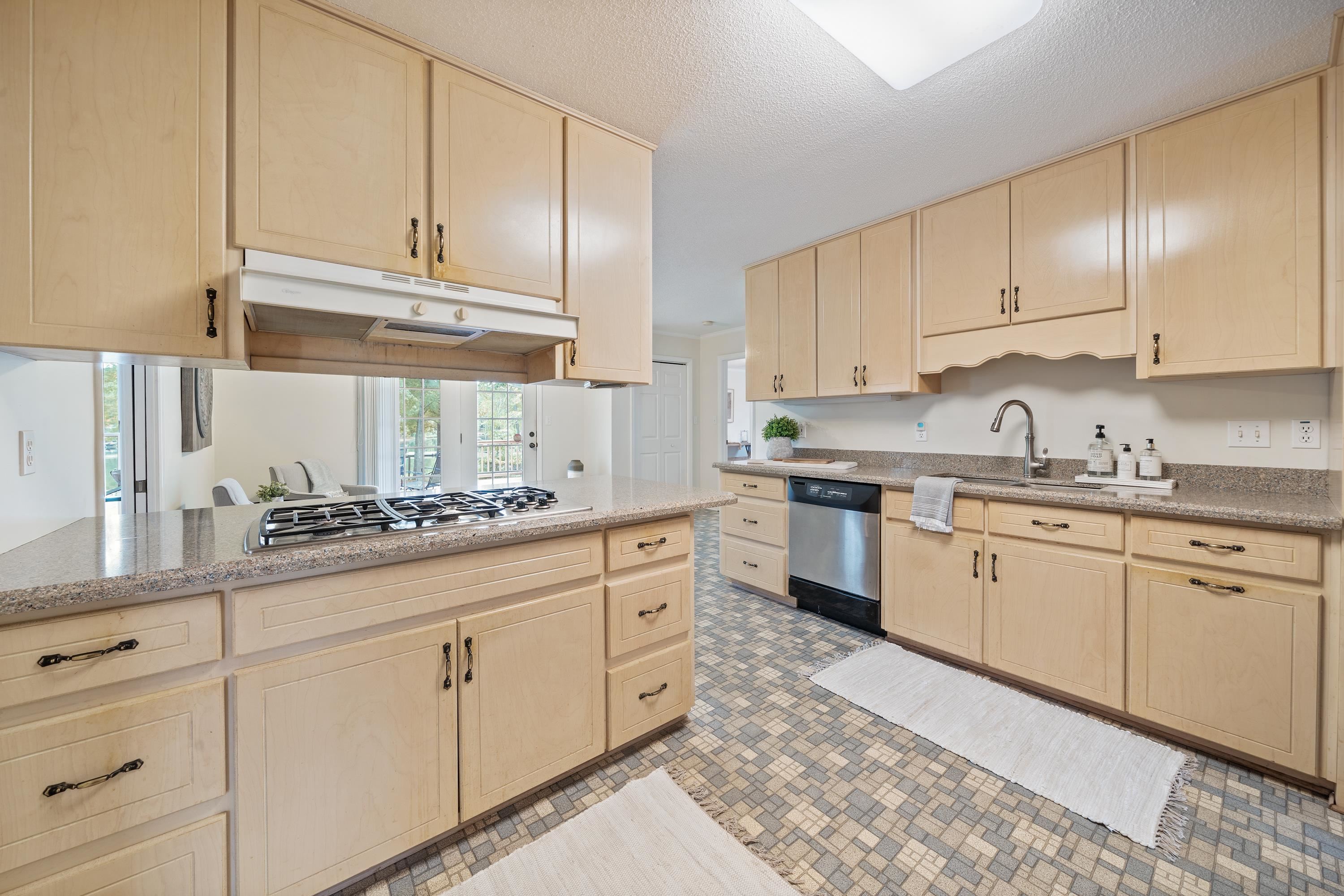 298 W RIVER BEND DRIVE