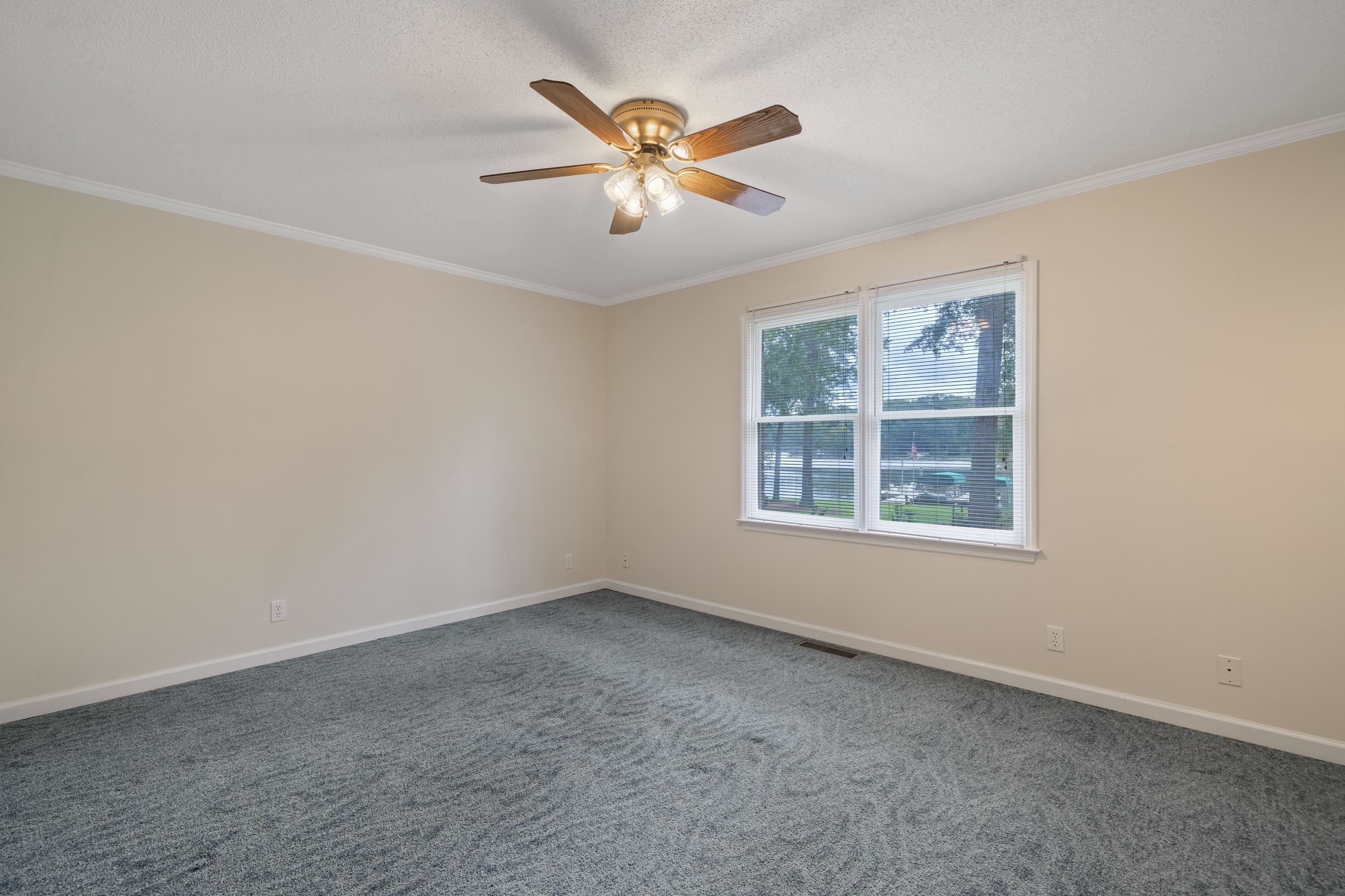 298 W RIVER BEND DRIVE