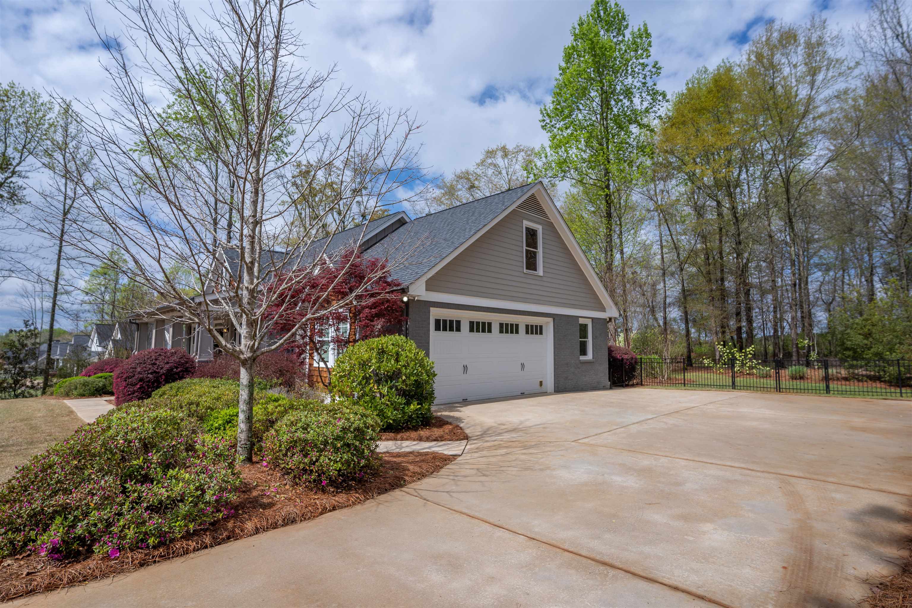 1100 GRAHAM DRIVE
