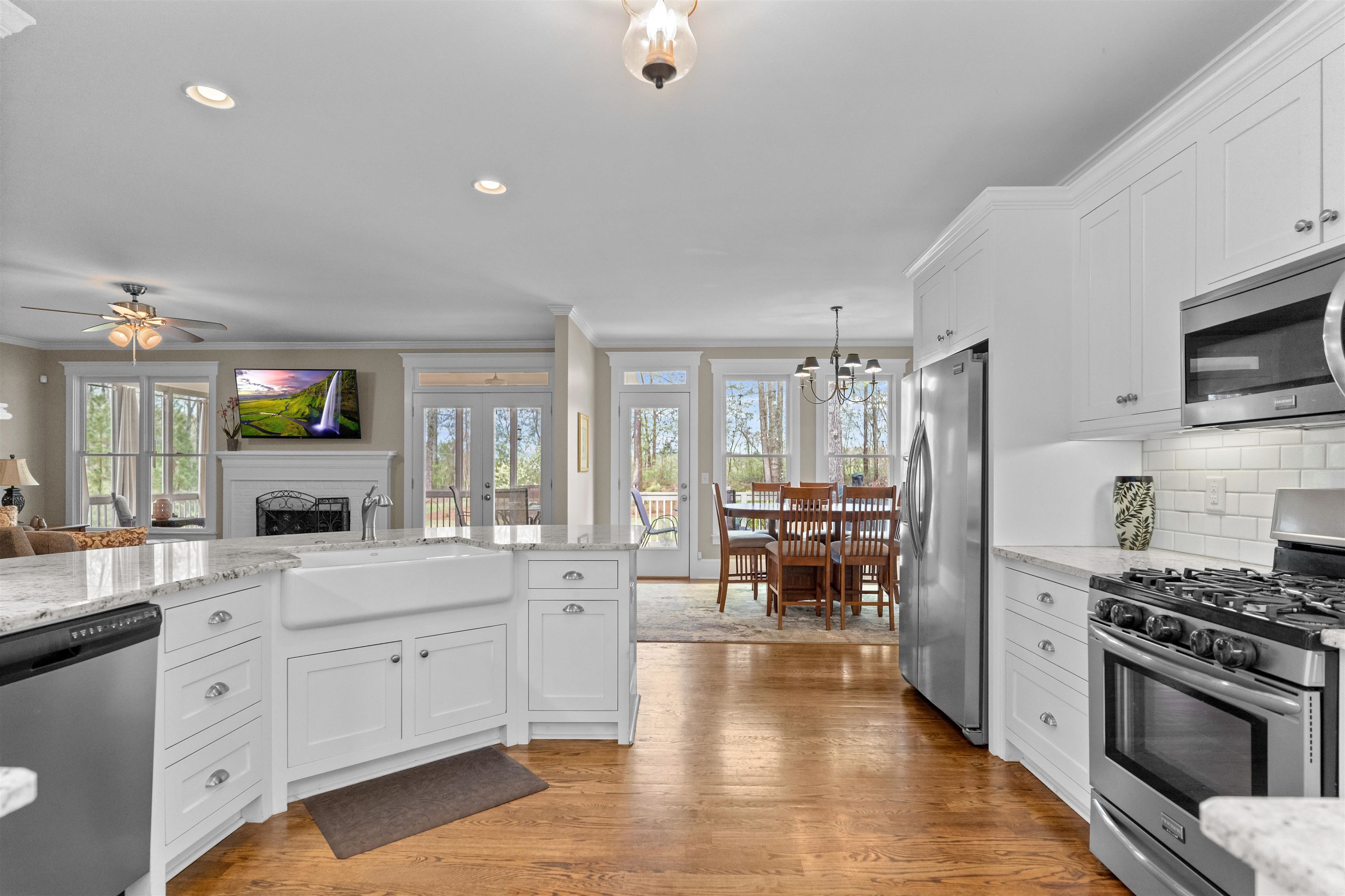 1100 GRAHAM DRIVE