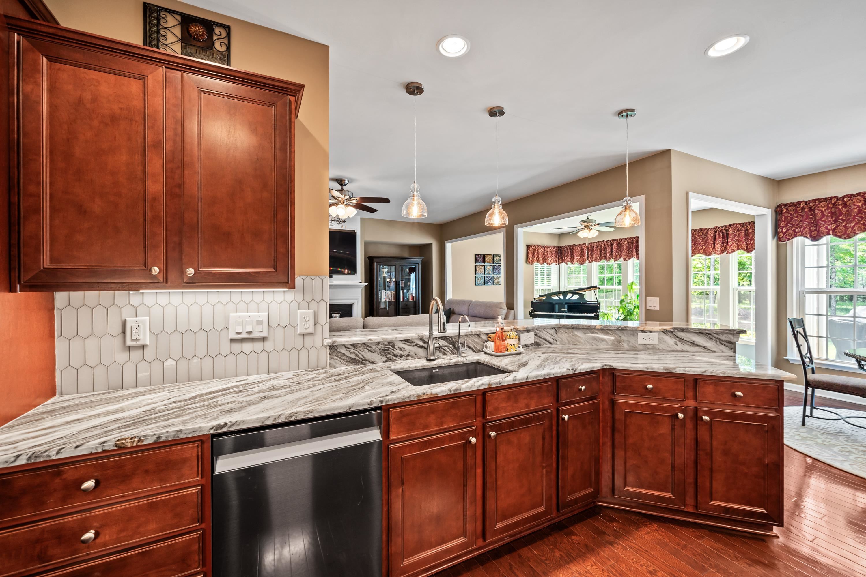1080 WATER FRONT ROAD