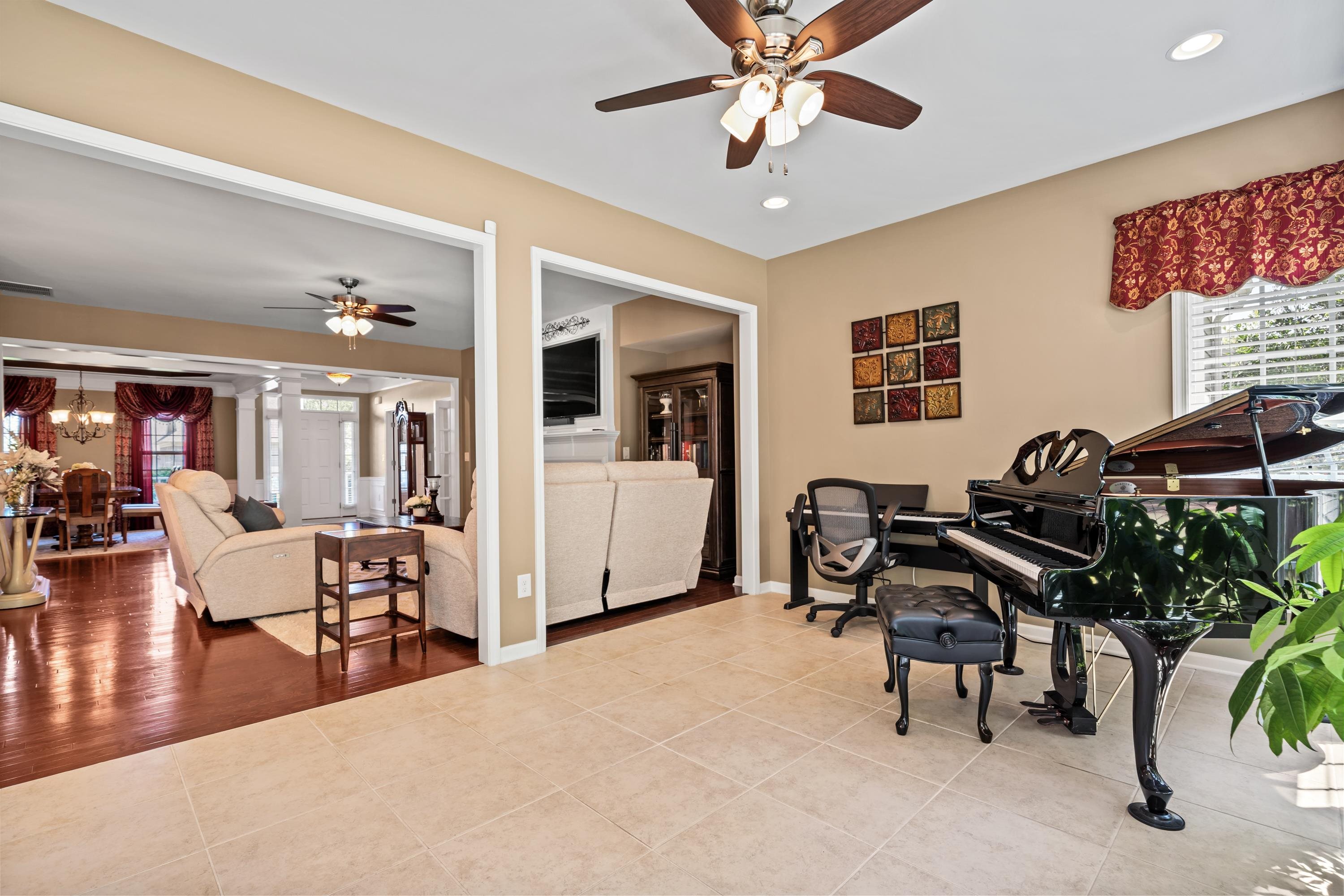 1080 WATER FRONT ROAD