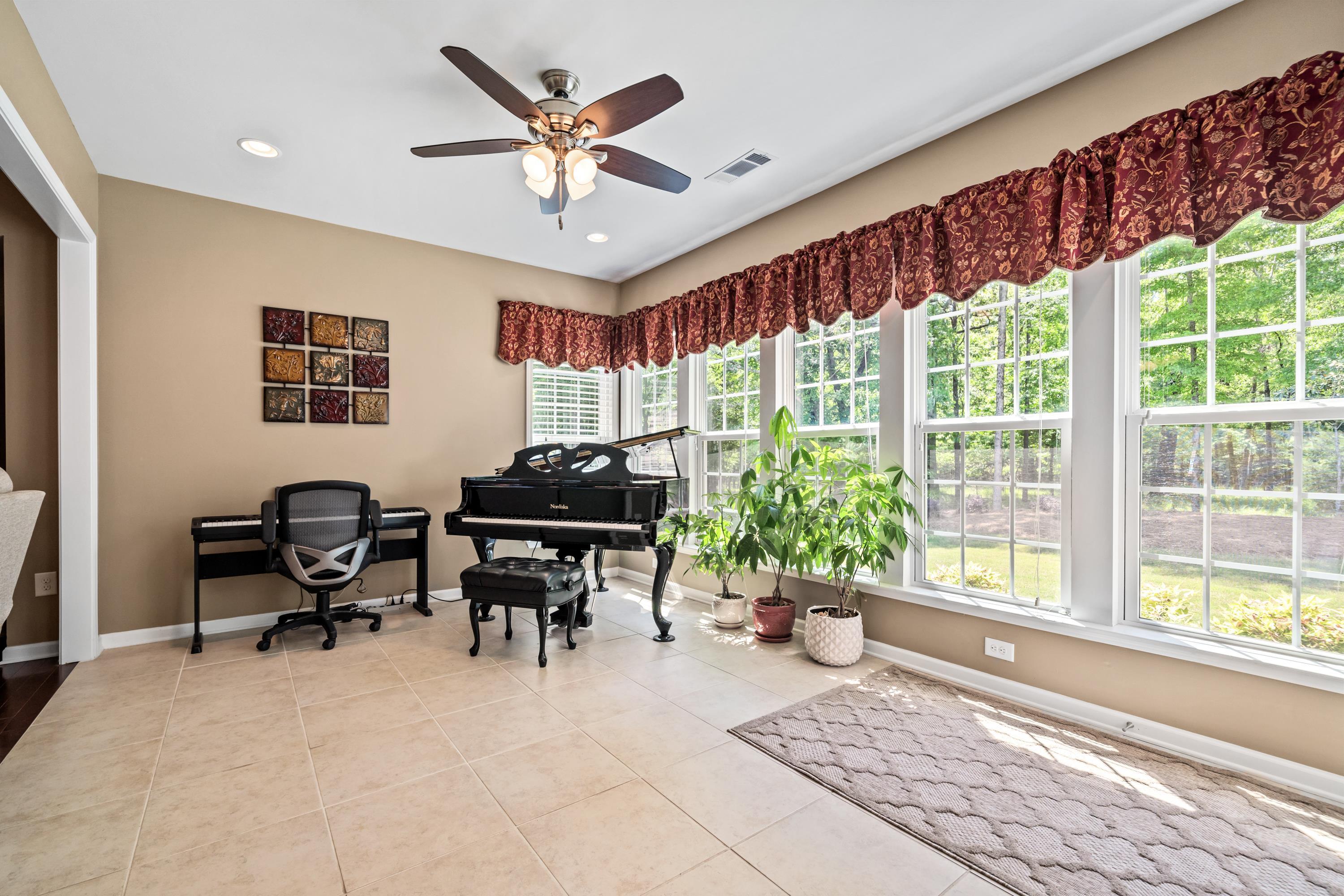 1080 WATER FRONT ROAD