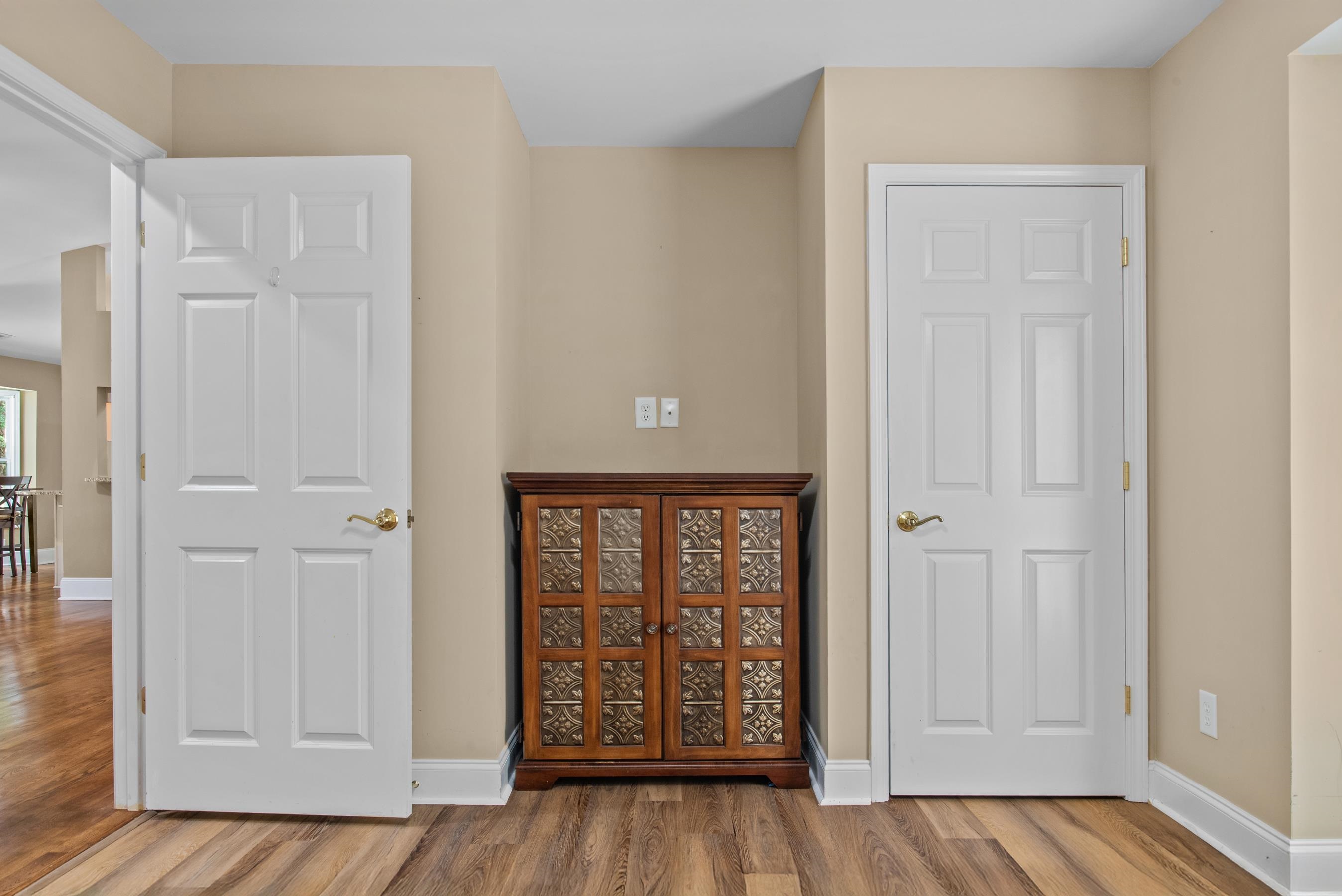 119 LULLWATER LANE