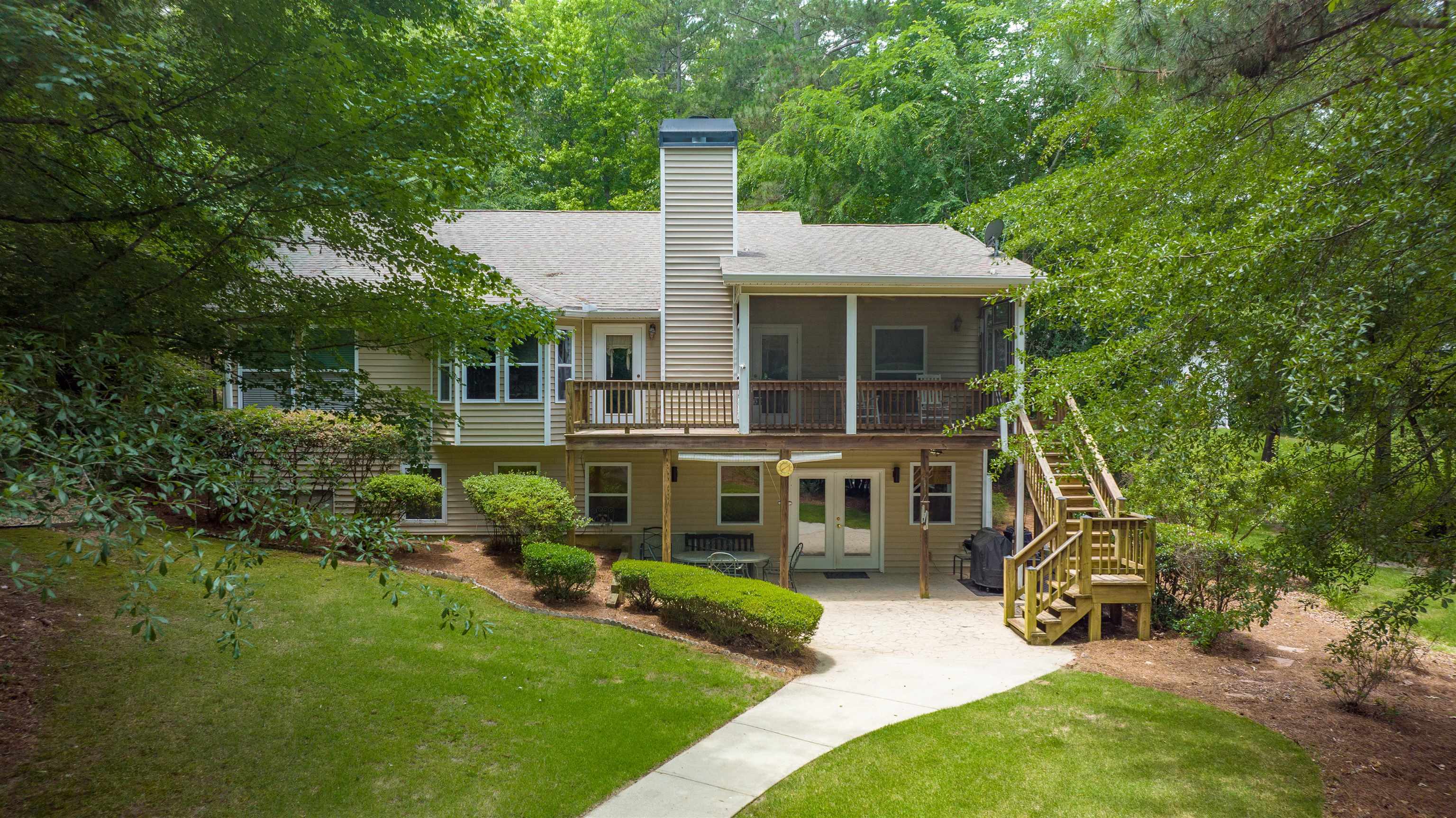 119 LULLWATER LANE