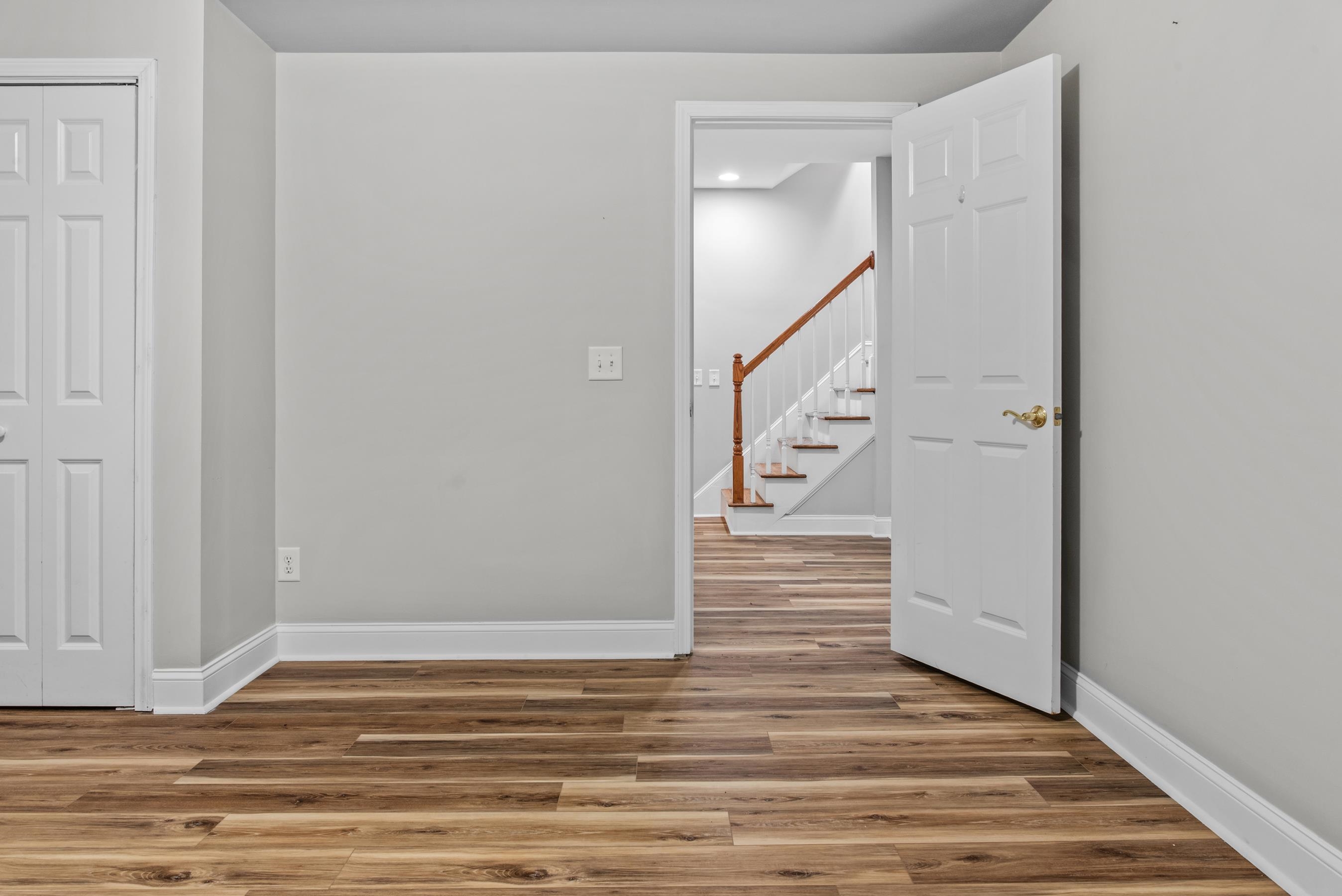 119 LULLWATER LANE