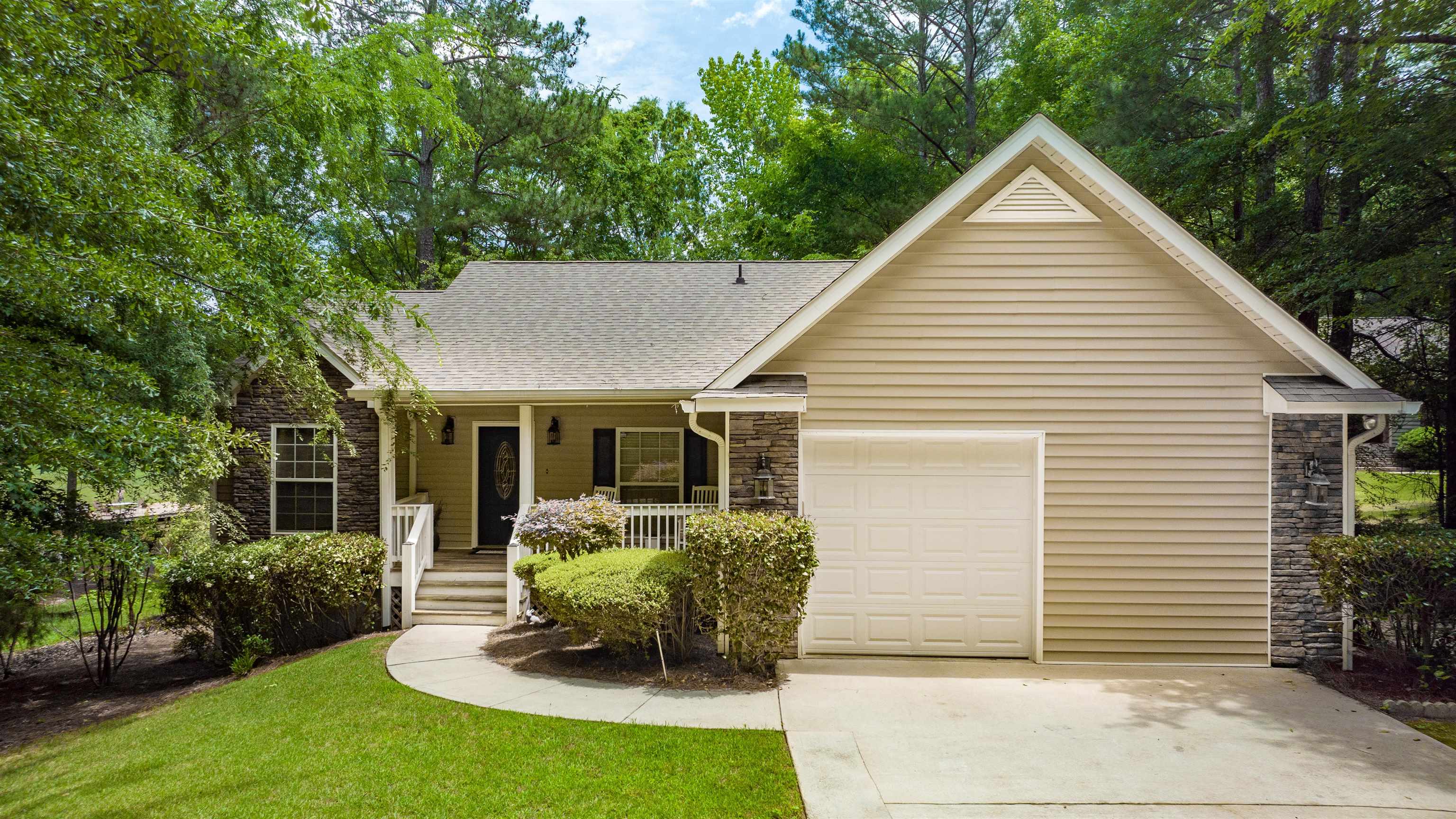 119 LULLWATER LANE