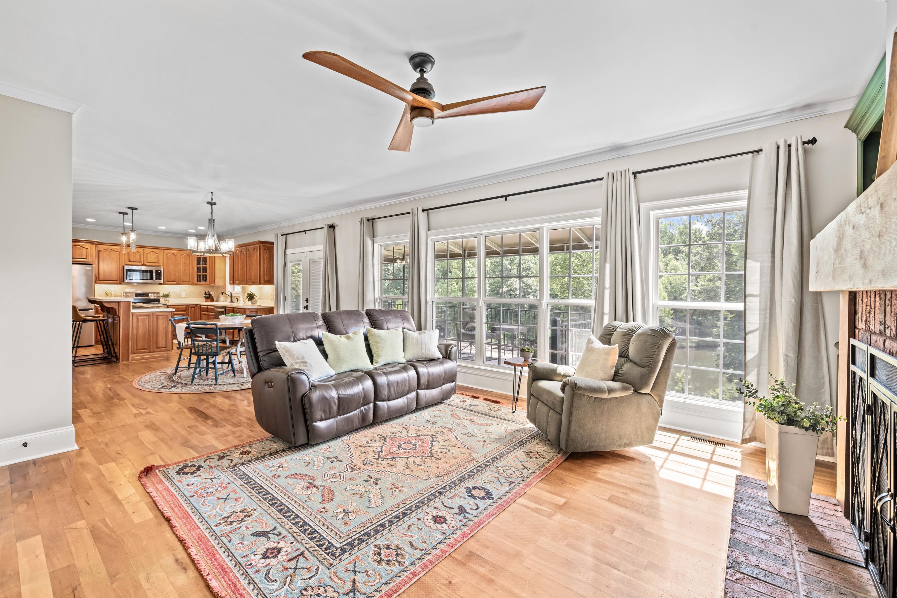 1470 DOUBLE BRIDGES ROAD