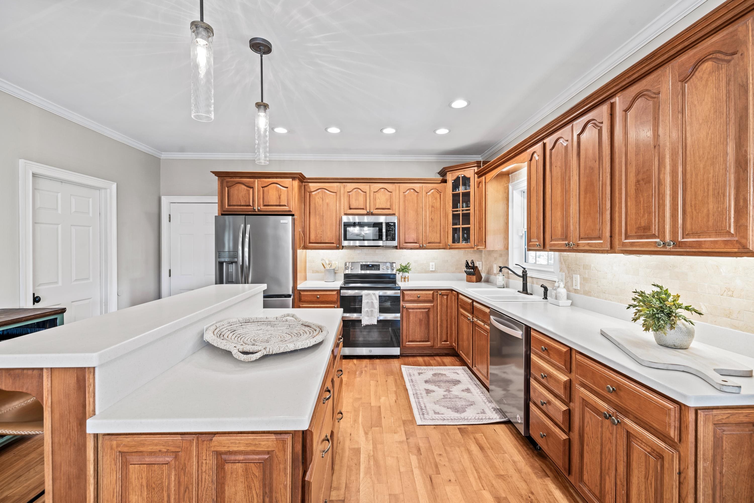 1470 DOUBLE BRIDGES ROAD