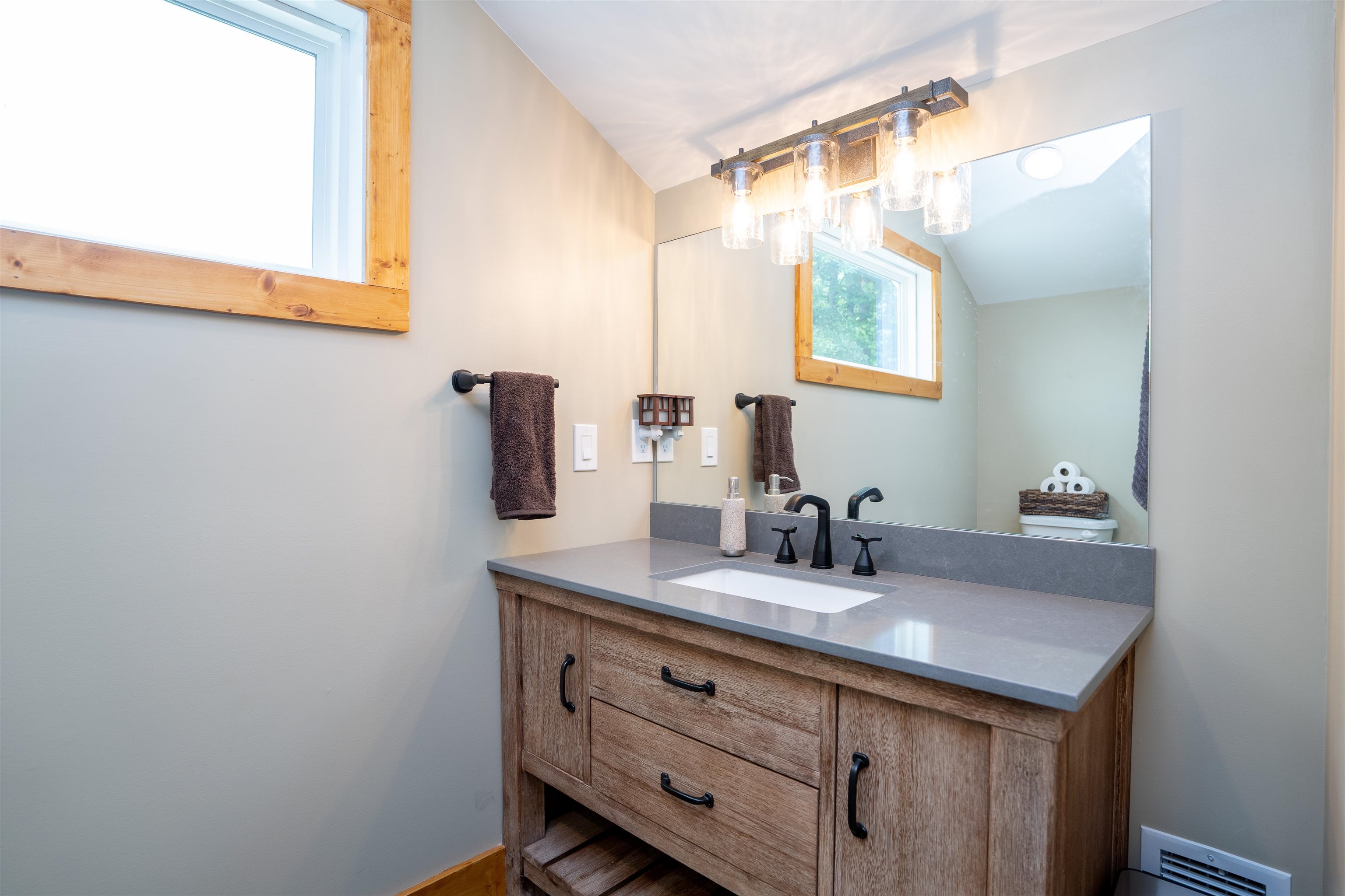 1470 DOUBLE BRIDGES ROAD