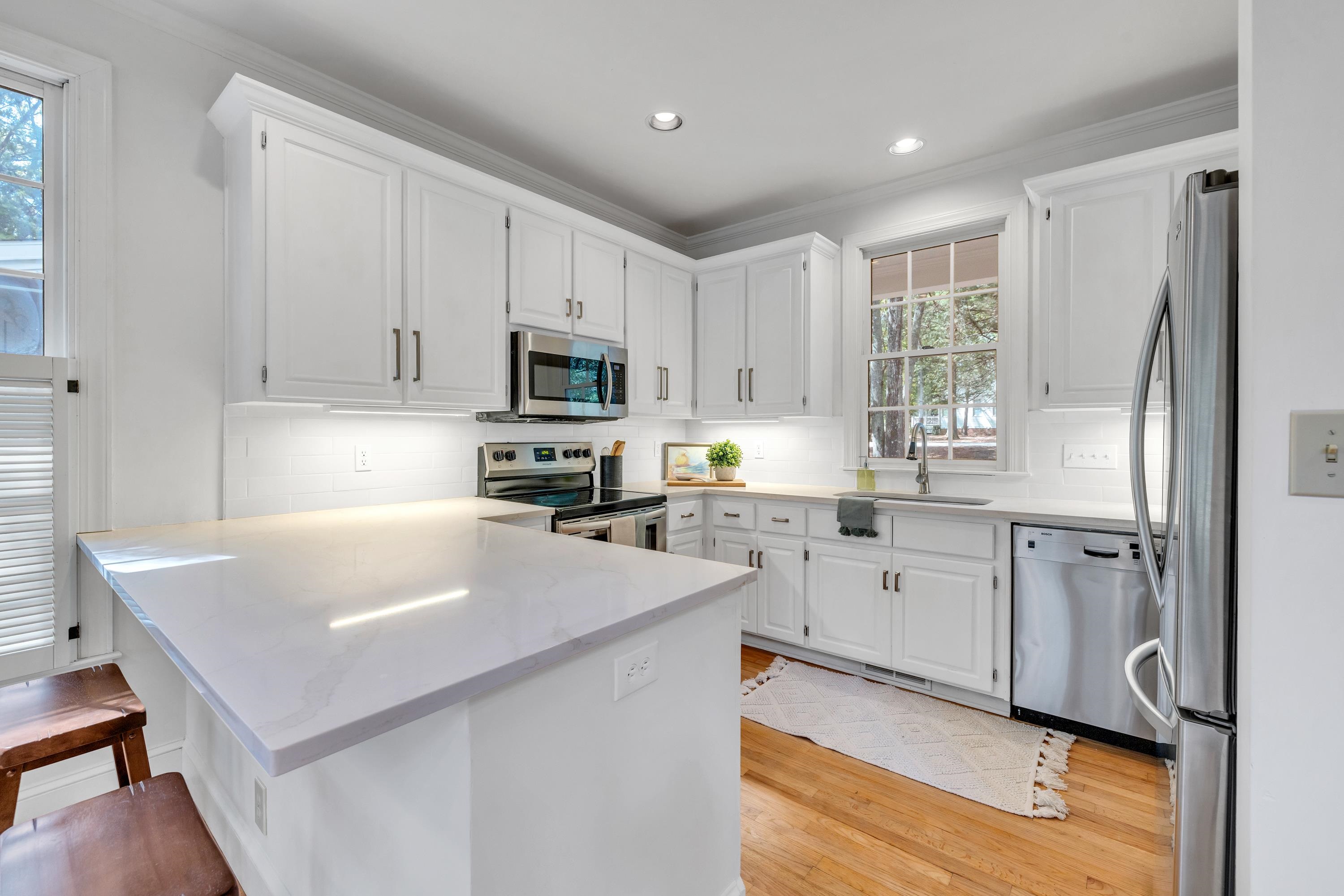 135 OAKTON SOUTH